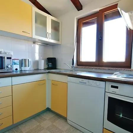 With A Parking Space Rovinjsko Selo, - 16580 Rovinj