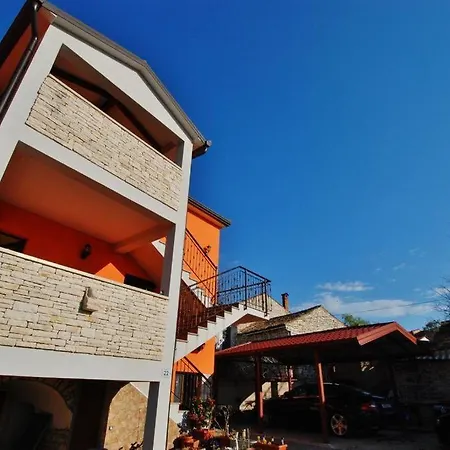 Daire With A Parking Space Rovinjsko Selo, - 16580 Rovinj